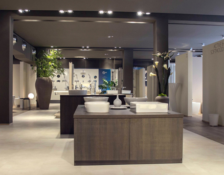Ideal Standard inaugura la sala mostre milanese
