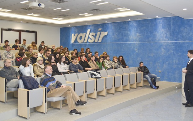 Valsir accoglie e guida gli studenti nel mondo del lavoro