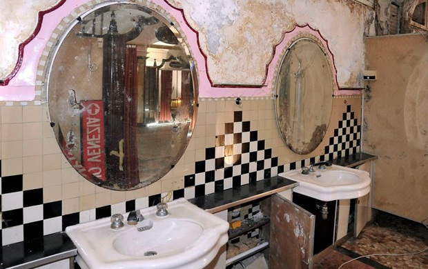 <strong>Milano: aperti per tre giorni gli ex bagni pubblici di Porta Venezia</strong>