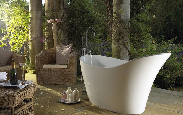 <strong>Victoria + Albert festeggia 20 anni al Salone del Mobile </strong>