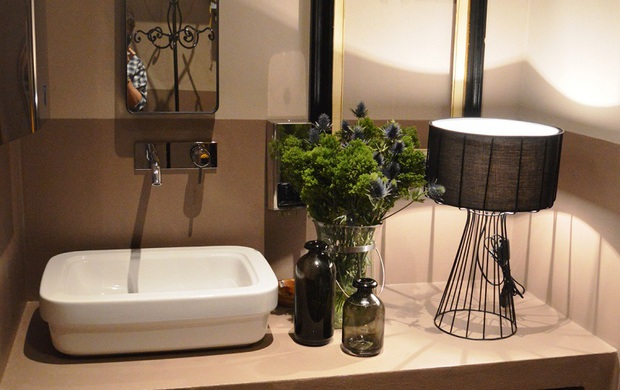 <strong>Simas sposa la cultura nel bagno</strong>
