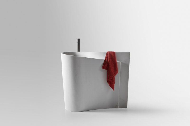 WAVE by antoniolupi, un lavabo in marmo fluido come un’onda