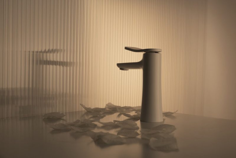 Flo’ di Fima Carlo Frattini, fluidità ed eleganza insieme